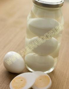 Перепелиные маринованные яйца рецепт фото